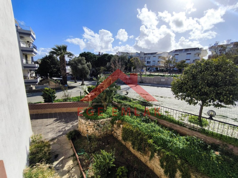 Didim Altınkum’a Yürüme Mesafesinde Kabakoğlu Sitesinde Satılık 2+1 Daire
