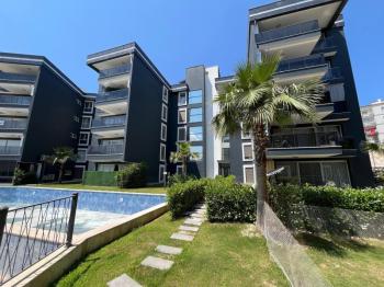 Kuşadası Otogar Arkası 3+1 Satılık Daire 