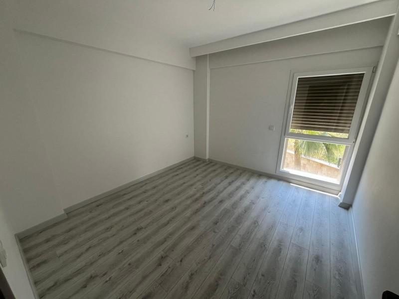 Kuşadası Otogar Arkası 3+1 Satılık Daire 