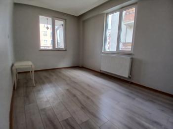 GÜVENAY -  ÇORUM GÜLABİBEY MAH. ATA CADDESİ ÜZERİNDE ULTRA LÜKS SATILIK 3+1 DAİRE