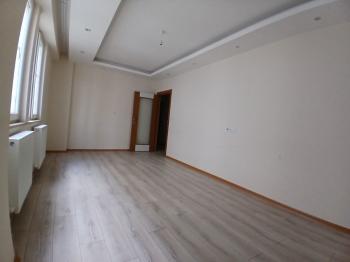 GÜVENAY -  ÇORUM GÜLABİBEY MAH. ATA CADDESİ ÜZERİNDE ULTRA LÜKS SATILIK 3+1 DAİRE