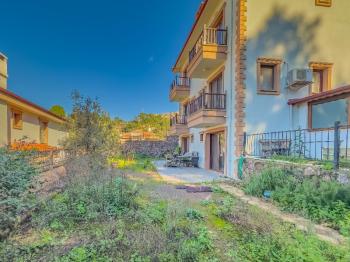 Marmaris Hisarönünde Bahçe Kullanımlı Kiralık 1+1 Daire