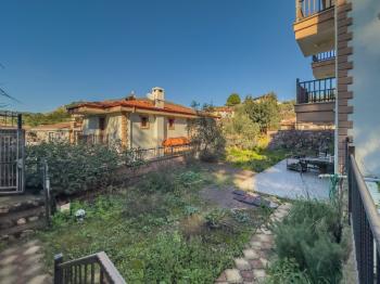 Marmaris Hisarönünde Bahçe Kullanımlı Kiralık 1+1 Daire