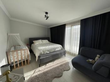 AFYON ÜÇOK EMLAKTAN DERVİŞPAŞA MAH MERKEZDE SATILIK LÜX 4+1 KOŞE KONUM GÜNEY CEPHE GENİŞ SIFIR NİTELİĞİNDE DUBLEX DAİRE