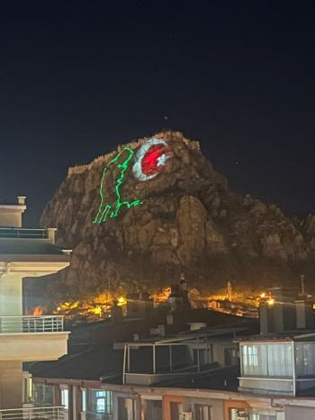 AFYON ÜÇOK EMLAKTAN DERVİŞPAŞA MAH MERKEZDE SATILIK LÜX 4+1 KOŞE KONUM GÜNEY CEPHE GENİŞ SIFIR NİTELİĞİNDE DUBLEX DAİRE