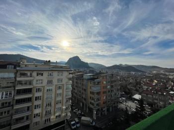 AFYON ÜÇOK EMLAKTAN DERVİŞPAŞA MAH MERKEZDE SATILIK LÜX 4+1 KOŞE KONUM GÜNEY CEPHE GENİŞ SIFIR NİTELİĞİNDE DUBLEX DAİRE