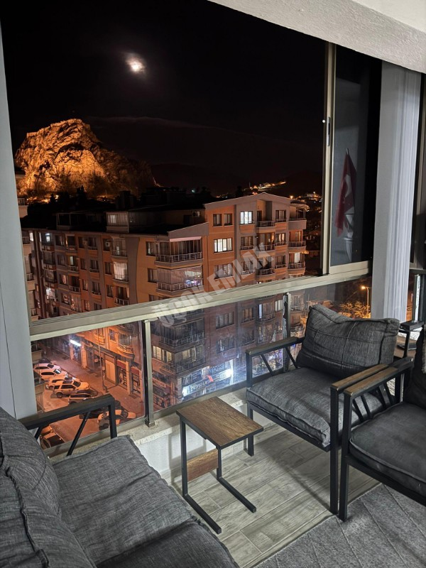 AFYON ÜÇOK EMLAKTAN DERVİŞPAŞA MAH MERKEZDE SATILIK LÜX 4+1 KOŞE KONUM GÜNEY CEPHE GENİŞ SIFIR NİTELİĞİNDE DUBLEX DAİRE