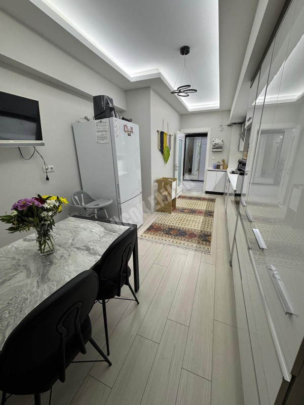 AFYON ÜÇOK EMLAKTAN DERVİŞPAŞA MAH MERKEZDE SATILIK LÜX 4+1 KOŞE KONUM GÜNEY CEPHE GENİŞ SIFIR NİTELİĞİNDE DUBLEX DAİRE