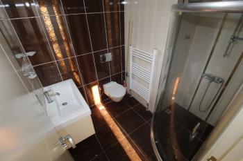 ASLAN'DAN MEZİTLİ DE SİTE İÇİ HAVUZLU SATILIK 3+1 GENİŞ DAİRE