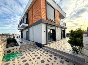 Didim'de Satılık Hamamlı Saunalı Havuzlu Villa