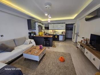 KUŞADASI DENİZ MANZARALI DOĞALGAZLI HAVUZLU SATILIK 3+1 DAİRE