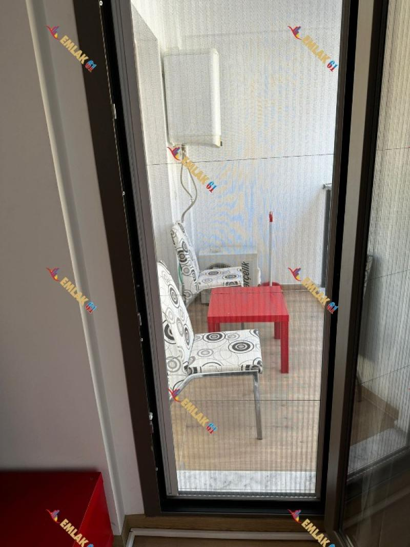 KUŞADASINDA SİTE İÇİNDE HAVUZLU SATILIK DAİRE