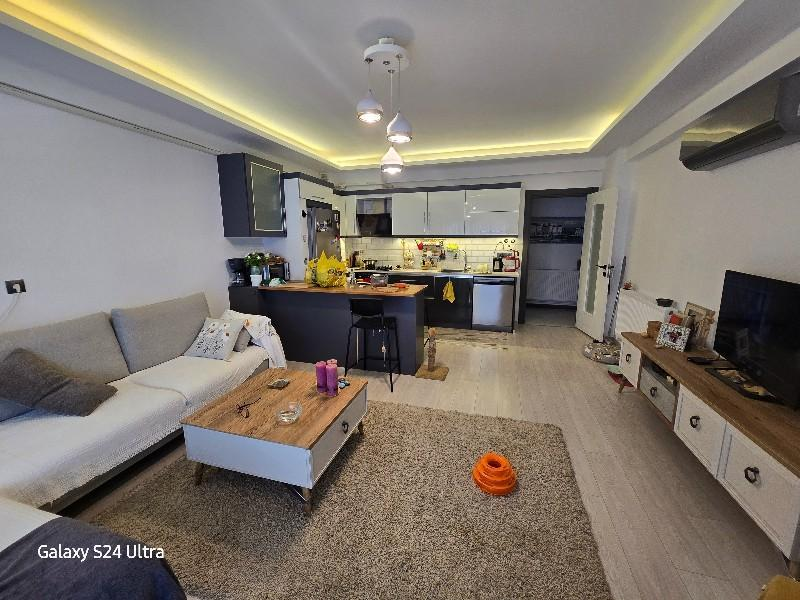 KUŞADASI DENİZ MANZARALI DOĞALGAZLI HAVUZLU SATILIK 3+1 DAİRE