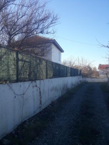 Güvenay - Çorum Boyralı Bağlarında Bakımlı 860 m² Satılık Bağ