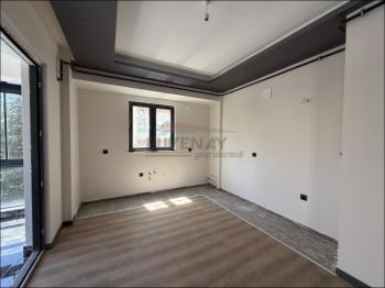 GÜVENAY – ÇORUM BAHÇELİEVLER CUMARTESİ PAZARI YANI – SATILIK 3+1 SON KAT DAİRE