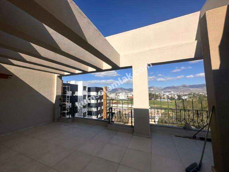 KÜÇÜK KAYMAKLI'DA  EŞYALI AYLIK ÖDEMELİ  PENTHOUSE DAİRE