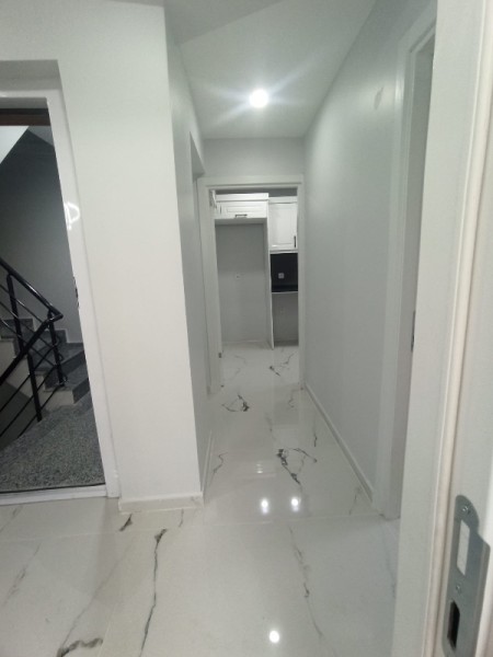 Akşemsettin'de Metro'ya Yakın 2+1 Arakat Sıfır Satılık Daire