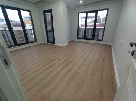 Akşemsettin'de Metro'ya Yakın 2+1 Arakat Sıfır Satılık Daire