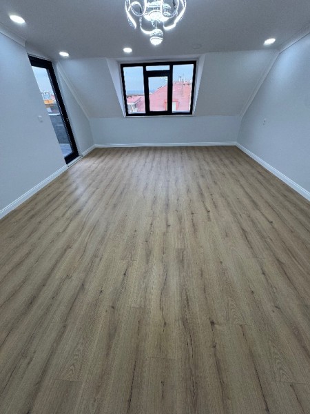 Akşemsettin Metro'ya 5 Dk 3+1 Teraslı Sıfır Satılık Daire