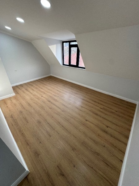 Akşemsettin Metro'ya 5 Dk 3+1 Teraslı Sıfır Satılık Daire