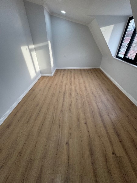 Akşemsettin Metro'ya 5 Dk 3+1 Teraslı Sıfır Satılık Daire