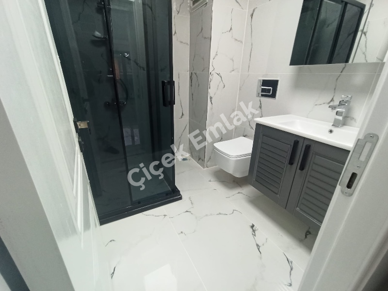 Akşemsettin'de Metro'ya Yakın 2+1 Arakat Sıfır Satılık Daire