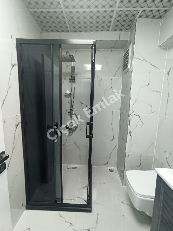 Akşemsettin'de Metro'ya Yakın 2+1 Arakat Sıfır Satılık Daire