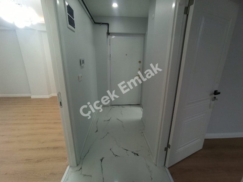 Akşemsettin'de 1+1 Arakat Sıfır Satılık Daire