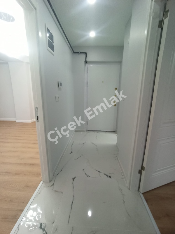 Akşemsettin'de 1+1 Arakat Sıfır Satılık Daire