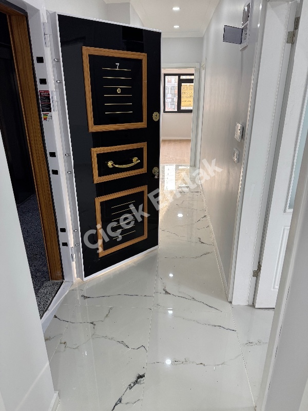 Akşemsettin Metro'ya 5 Dk 3+1 Teraslı Sıfır Satılık Daire