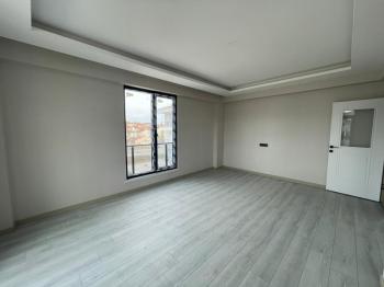 AFYON ÜÇOK EMLAKTAN MAREŞAL F ÇAKMAK MAH SATILIK 3+1 SIFIR ARAKAT DAİRE