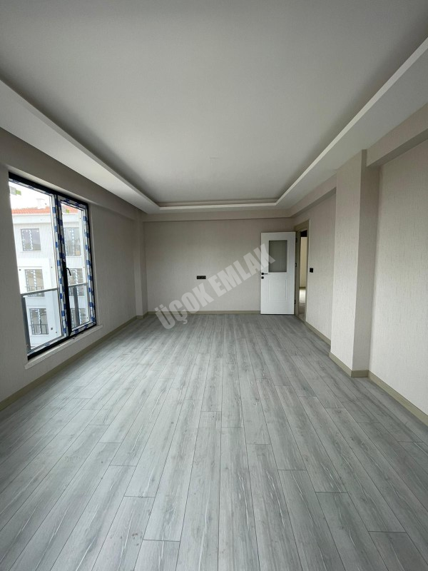 AFYON ÜÇOK EMLAKTAN MAREŞAL F ÇAKMAK MAH SATILIK 3+1 SIFIR ARAKAT DAİRE