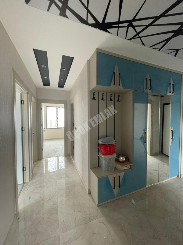 AFYON ÜÇOK EMLAKTAN MAREŞAL F ÇAKMAK MAH SATILIK 3+1 SIFIR ARAKAT DAİRE