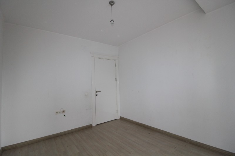 ASLAN'DAN KÜLTÜR MERKEZİ CİV. DOĞALGAZLI BAĞIMSIZ MUTFAK 2+1