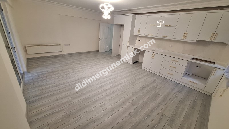 DİDİM YENİ MAHALLE’DE DENİZE YÜRÜME MESAFESİNDE CEM EVLERİNE YAKIN SATILIK 3+1 DAİRE Fiyat: 6.250.000 TL