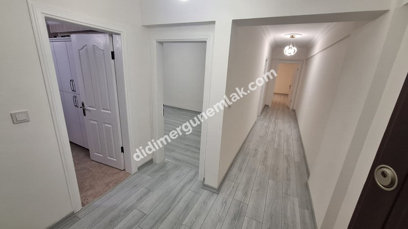 DİDİM YENİ MAHALLE’DE DENİZE YÜRÜME MESAFESİNDE CEM EVLERİNE YAKIN SATILIK 3+1 DAİRE Fiyat: 6.250.000 TL