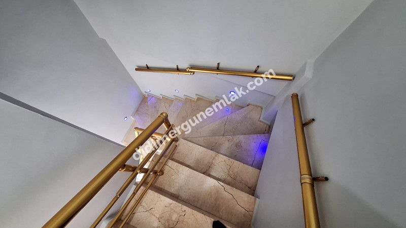 DİDİM YENİ MAHALLE’DE HAVUZLU SİTE İÇERİSİNDE ASANSÖRLÜ SATILIK 3+1 DUBLEKS DAİRE FİYAT:6.950.000TL