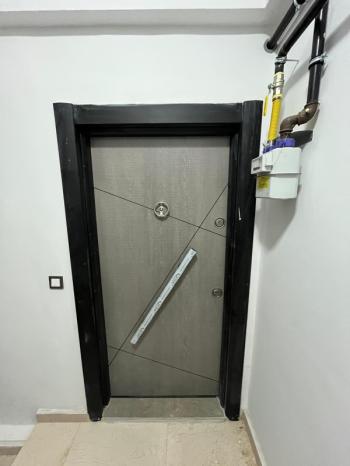 ŞEYH EDEBALİ MAHALLESİNDE SIFIR AİLE APARTI