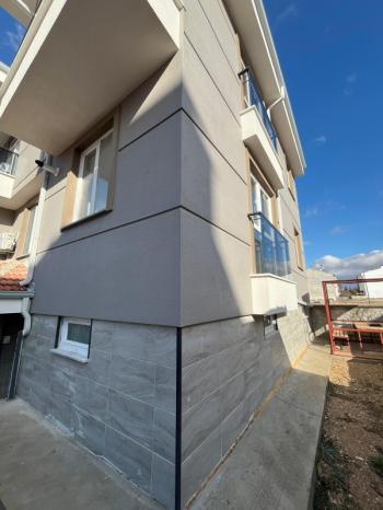 ŞEYH EDEBALİ MAHALLESİNDE SIFIR AİLE APARTI