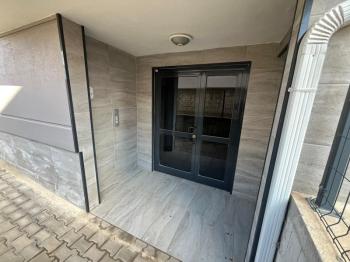 ŞEYH EDEBALİ MAHALLESİNDE SIFIR AİLE APARTI