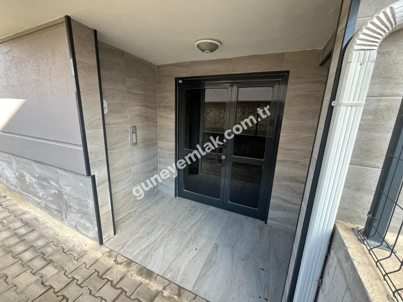 ŞEYH EDEBALİ MAHALLESİNDE SIFIR AİLE APARTI