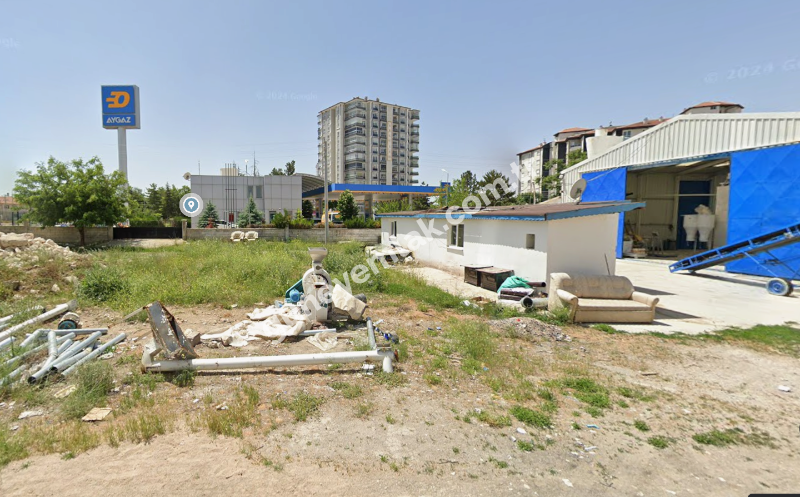 MÜSTAKİL 3 KATA İMARLI ARSA 