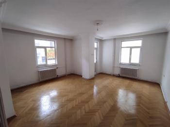 GÜVENAY - ÇORUM GÜLABİBEY MAH. ATA CADDESİ ÜZERİ SATILIK 3+1 SATILIK DAİRE