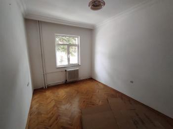 GÜVENAY - ÇORUM GÜLABİBEY MAH. ATA CADDESİ ÜZERİ SATILIK 3+1 SATILIK DAİRE