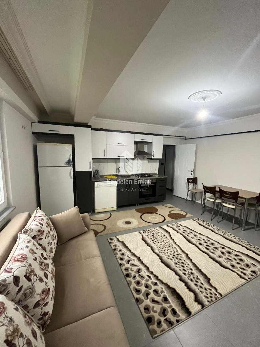 ÜNİVERSİTE BÖLGESİNDE SATILIK 1+1 DAİRE