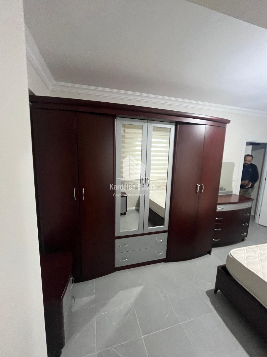 ÜNİVERSİTE BÖLGESİNDE SATILIK 1+1 DAİRE