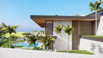 Kıbrıs Girne Çatalköy'de Eşsiz Konuma Sahip Denize Sıfır Satılık 6+1 Lüks Villa