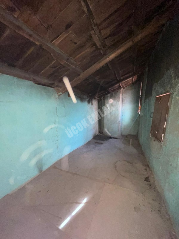 AFYON ÜÇOK EMLAKTAN SÜMER MAH 3+1 75M² MÜSTAKİL EV 