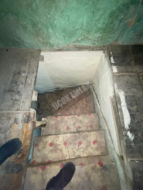 AFYON ÜÇOK EMLAKTAN SÜMER MAH 3+1 75M² MÜSTAKİL EV 