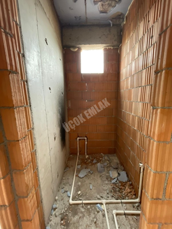 AFYON ÜÇOK EMLAKTAN ALİ İHSAN PAŞA  MAH SATILIK SIFIR LÜX 3+1 DAİRELER